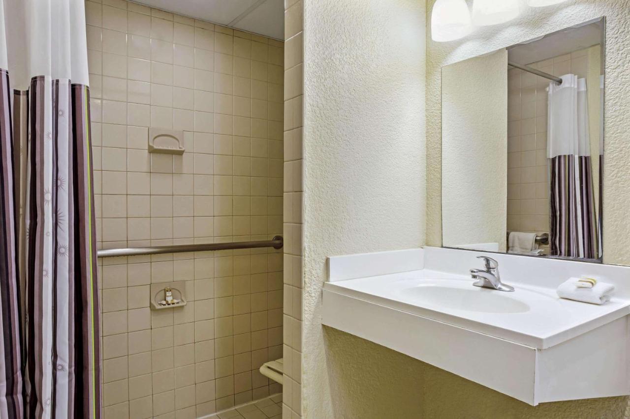 La Quinta By Wyndham Armonk Westchester Cnty Apt Luaran gambar